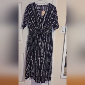Black and White Geometric Maxi Dress